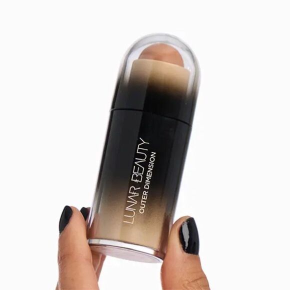 LUNAR BEAUTY Outer Dimension Bronzing & Sculpting Stick 12.0 g in Medium Sky - Picture 4 of 4